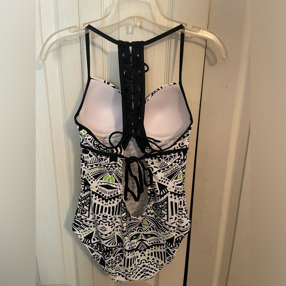 One Piece Swimsuit - Picture 2 of 4